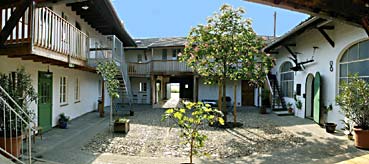 Photo: Thomeshof - click here for enlargement